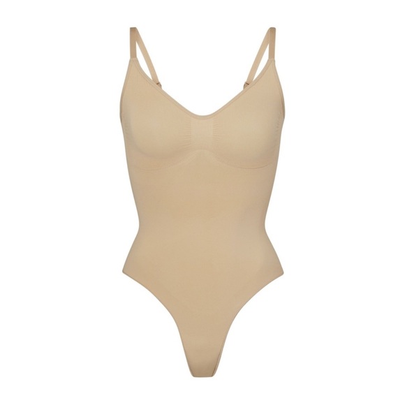 SKIMS Seamless Sculpt Thong Bodysuit Clay Size Small Tan Seamless Bodysuit - Picture 3 of 5